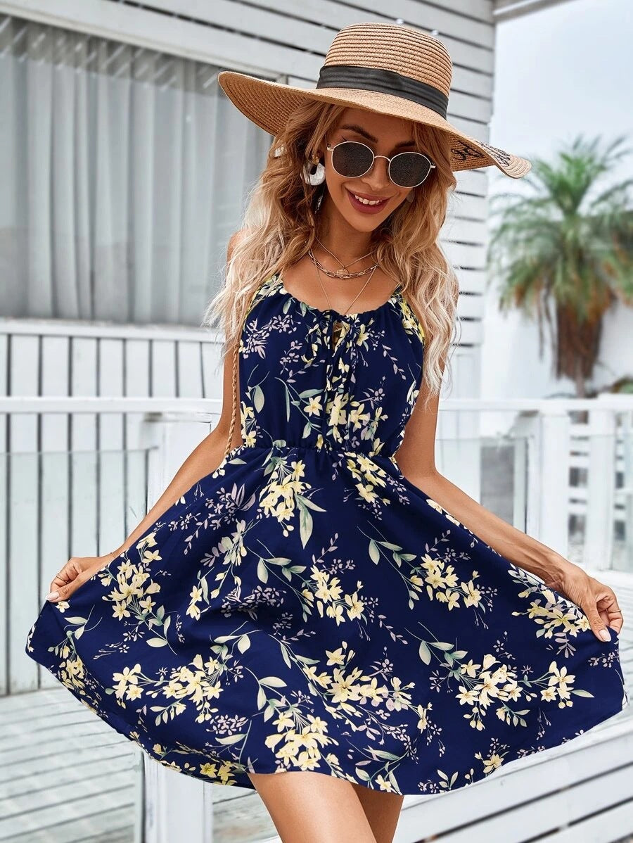 Upgrade Your Summer Style with our Floral Print Suspender Dress - Elastic Waist, Fashion Design, Women&